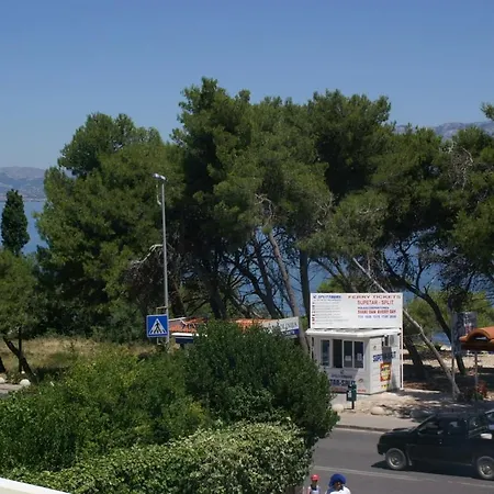 Apartment By The Sea Supetar, Brac - 4274